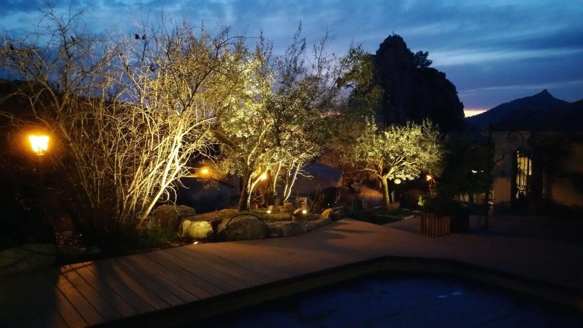 Mas De Carabelle Bed & Breakfast La Roque-Alric Exterior photo